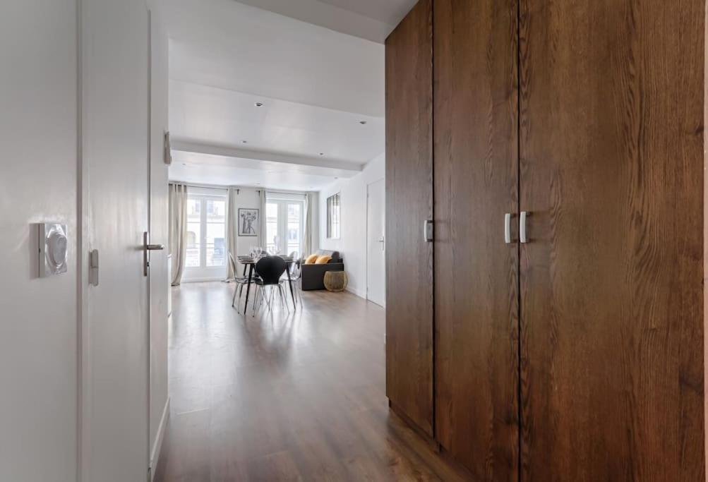Sd1 - Magnifique Appartement 2Br/6P - Center Párizs Kültér fotó