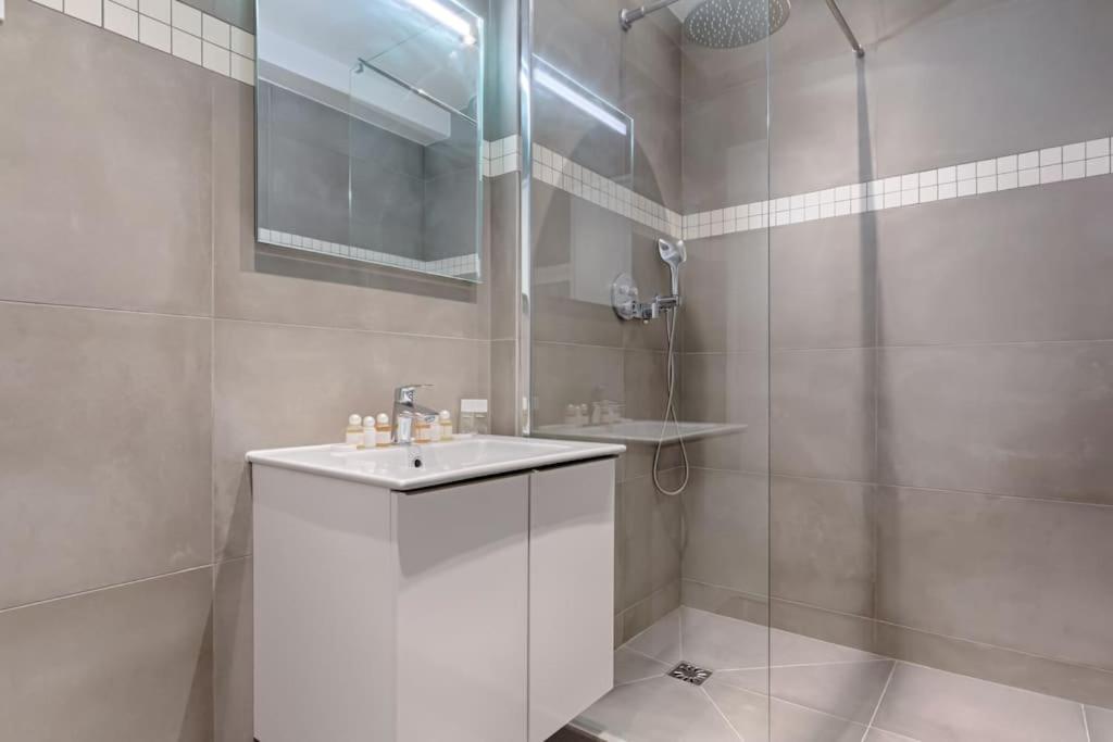 Sd1 - Magnifique Appartement 2Br/6P - Center Párizs Kültér fotó